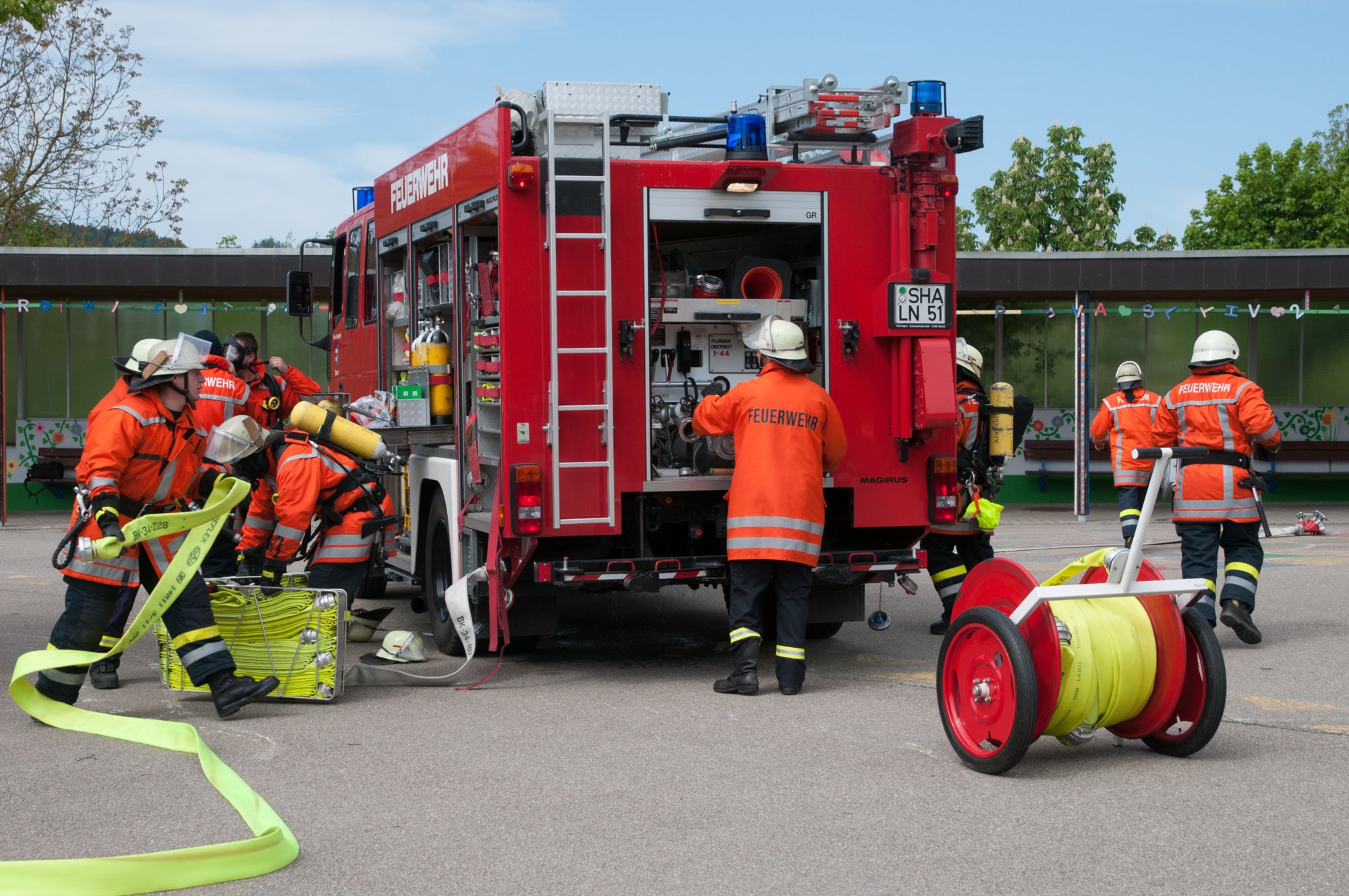 Einsatzübung Feuerwehr Oberrot an der GHS Einsatzübung Feuerwehr Oberrot an der GHS