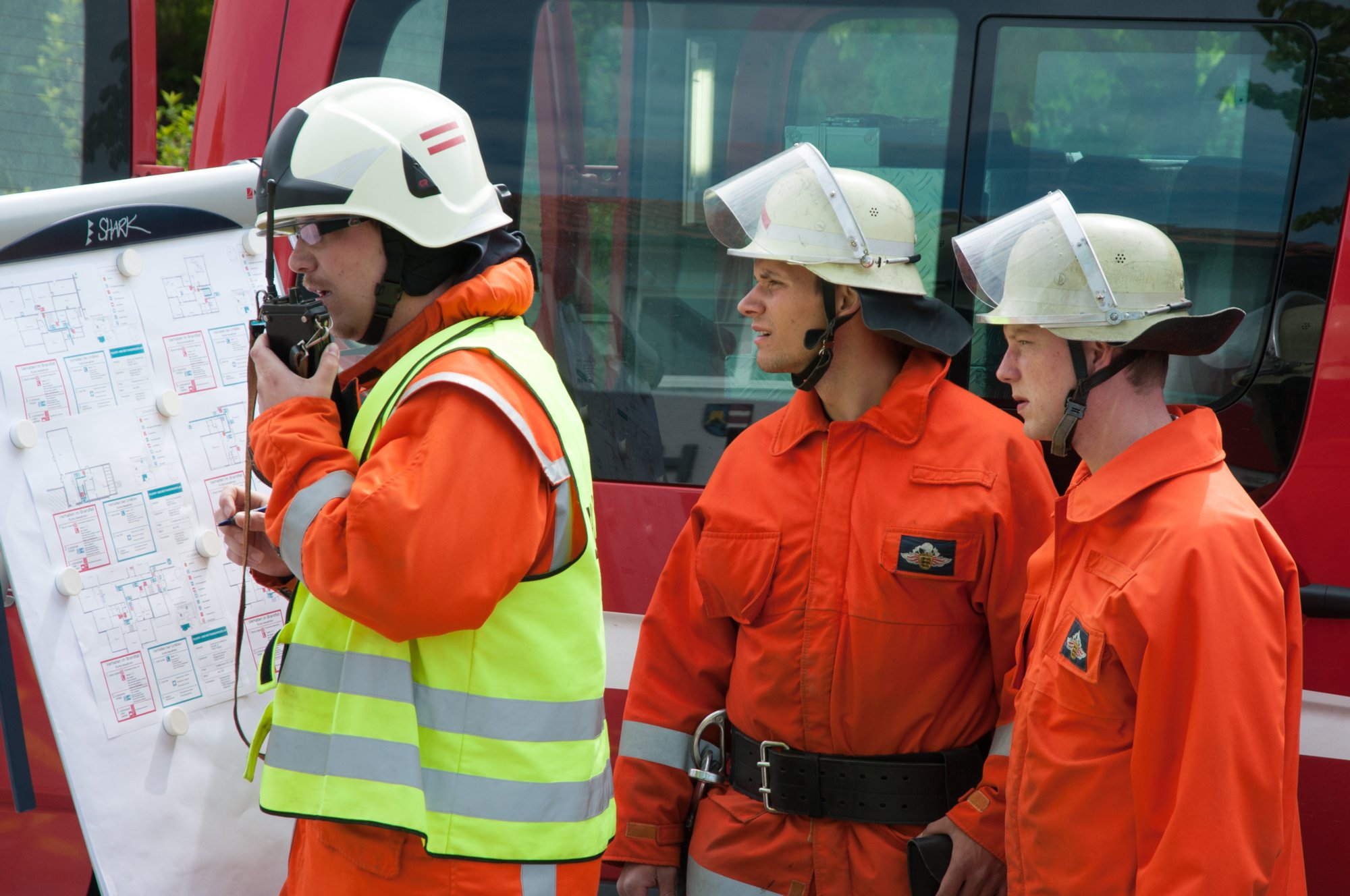 Einsatzübung Feuerwehr Oberrot an der GHS Einsatzübung Feuerwehr Oberrot an der GHS