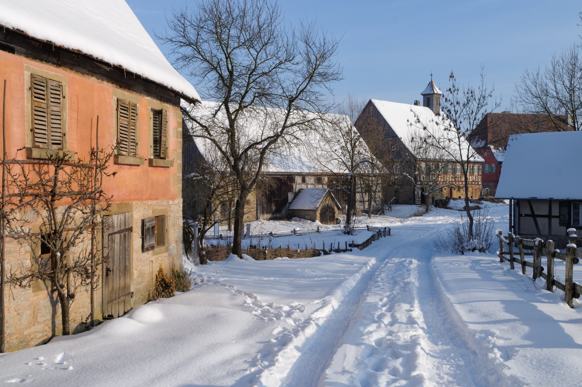 Freilandmuseum Wackershofen bei Schnee 