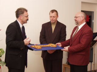 011_Presse_2004