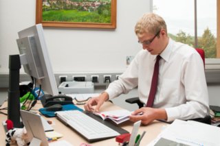 20120924_jugendbroschuere_004