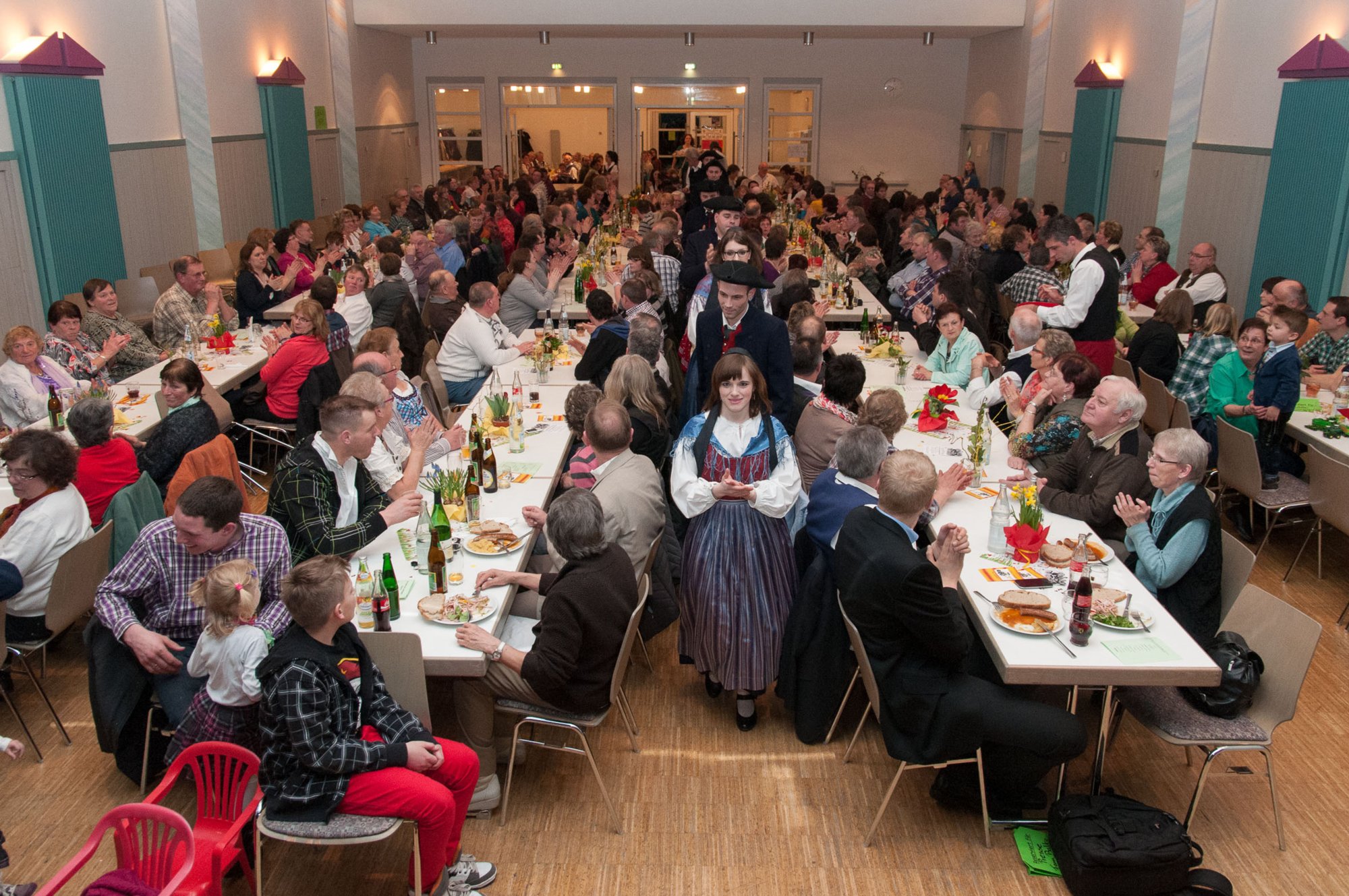 Dorfabend Landjugend Aberrot 2013 Einzug der Aktiven