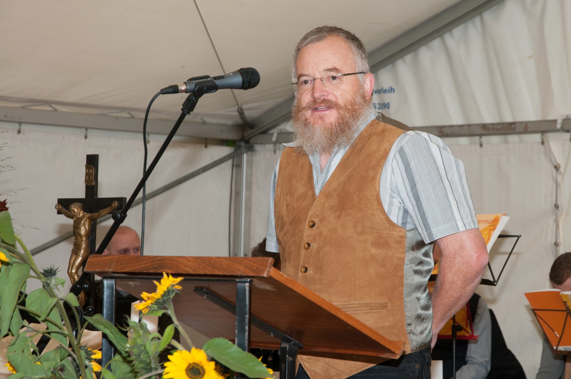 Grußwort Claudius D. Becker 25-jähriges Jubiläun des Senioren- und Pflegeheims Rottaler in Oberrot.