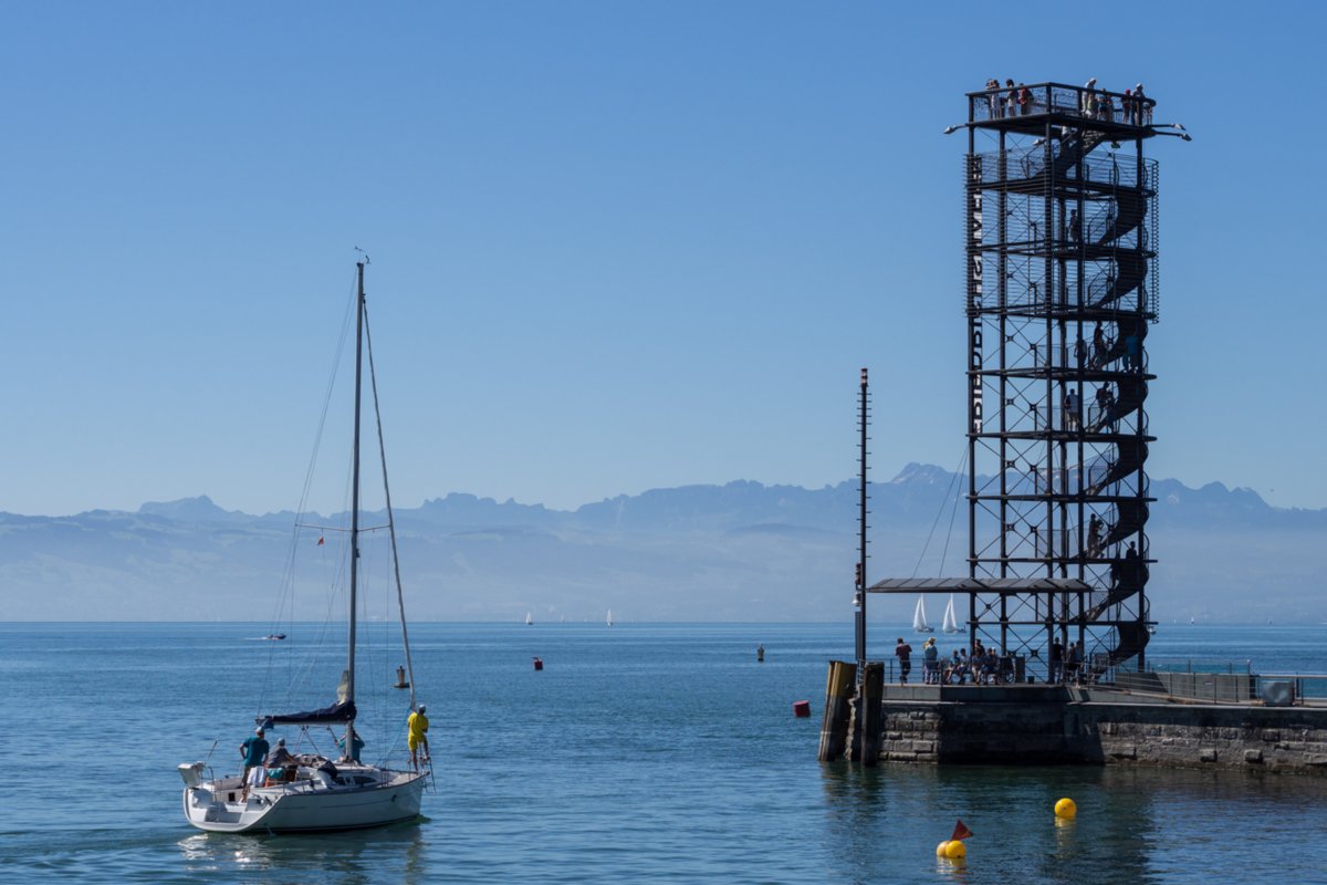 Friedrichshafen Bodenseeschiffahrt: Lindau, Abfahrt in Lindau , Wasserburg, Nonnenhorn, Kressbronn, Langenargen, Friedrichshafen, Immenstaad, Hagnau, Meersburg, Mainau, Einfahrt Konstanz, Stadtbummel durch Konstanz und per Schiff zurück nach Lindau.