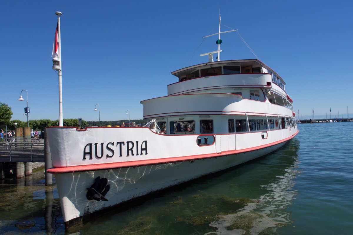 Unser Schiff Bodenseeschiffahrt: Lindau, Abfahrt in Lindau , Wasserburg, Nonnenhorn, Kressbronn, Langenargen, Friedrichshafen, Immenstaad, Hagnau, Meersburg, Mainau, Einfahrt Konstanz, Stadtbummel durch Konstanz und per Schiff zurück nach Lindau.