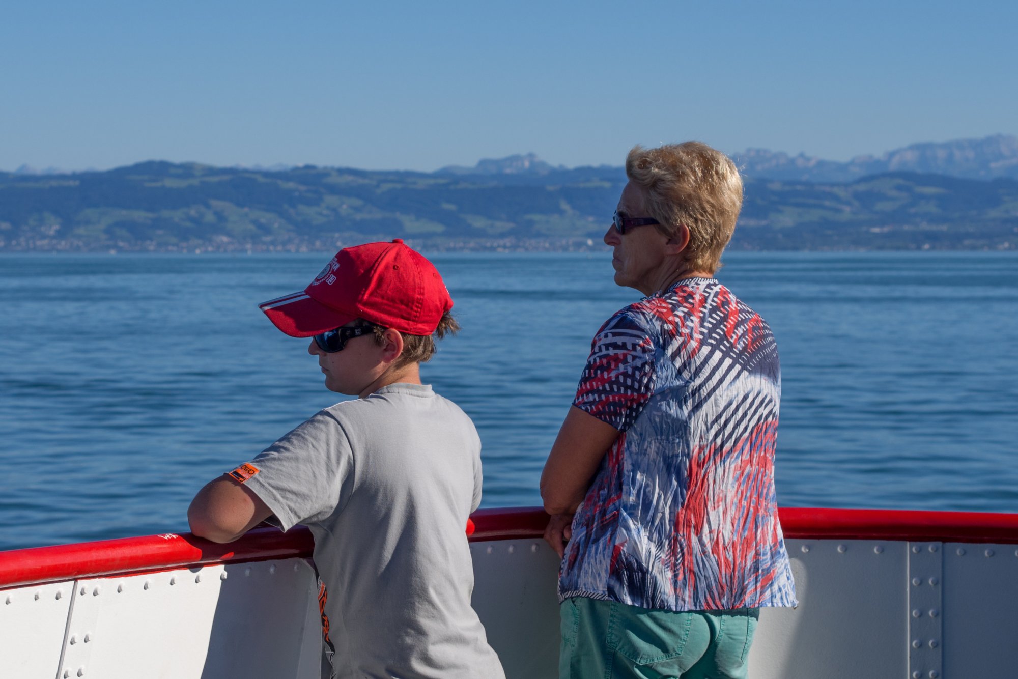 Passagiere Bodenseeschiffahrt: Lindau, Abfahrt in Lindau , Wasserburg, Nonnenhorn, Kressbronn, Langenargen, Friedrichshafen, Immenstaad, Hagnau, Meersburg, Mainau, Einfahrt Konstanz, Stadtbummel durch Konstanz und per Schiff zurück nach Lindau.