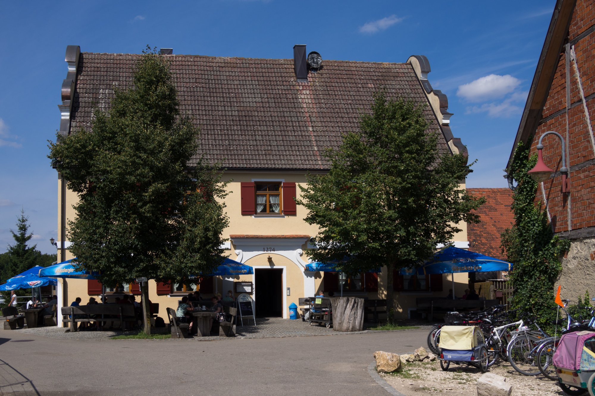 Lindenau Wanderung mit Route: Setzingen - Lonetal m. Bocksteinhöhle (nur Andreas, da zu steiler Aufstieg ohne Stecken), Hohlenstein - Lindenau (Tee-Kuchen-Bier-Pause) - Setzingen