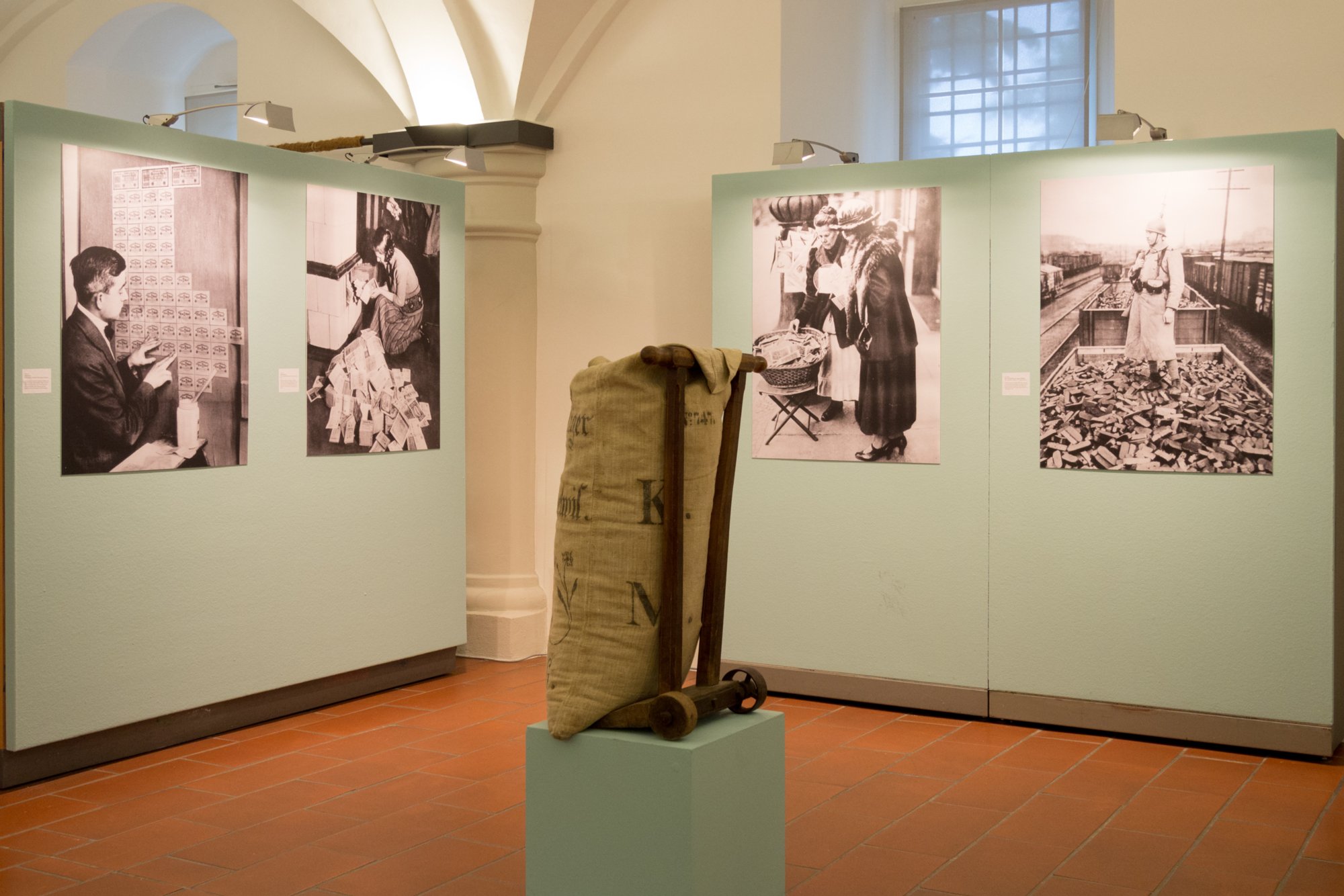 Brotmuseum Ulm Museum zur Technik und Geschichte des Mahlens und Backens sowie der Sozial- und Kulturgeschichte des Brotes