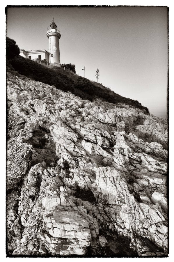 Leuchtturm Faro unterhalb des Monte Circeo Leuchtturm Faro unterhalb des Monte Circeo