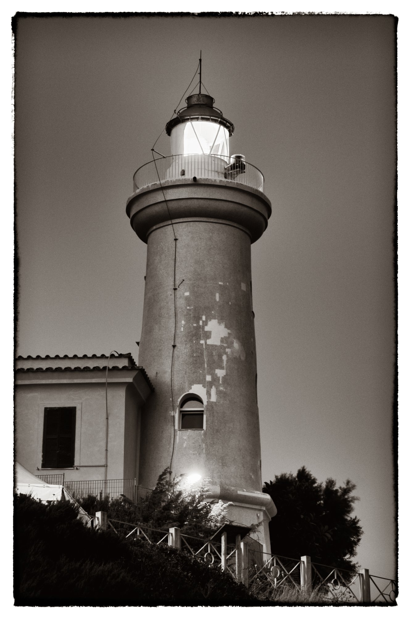 Leuchtturm Faro unterhalb des Monte Circeo Leuchtturm Faro unterhalb des Monte Circeo