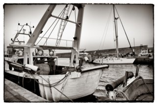 20100815_italien_strand_hafen_207-bearb-bw