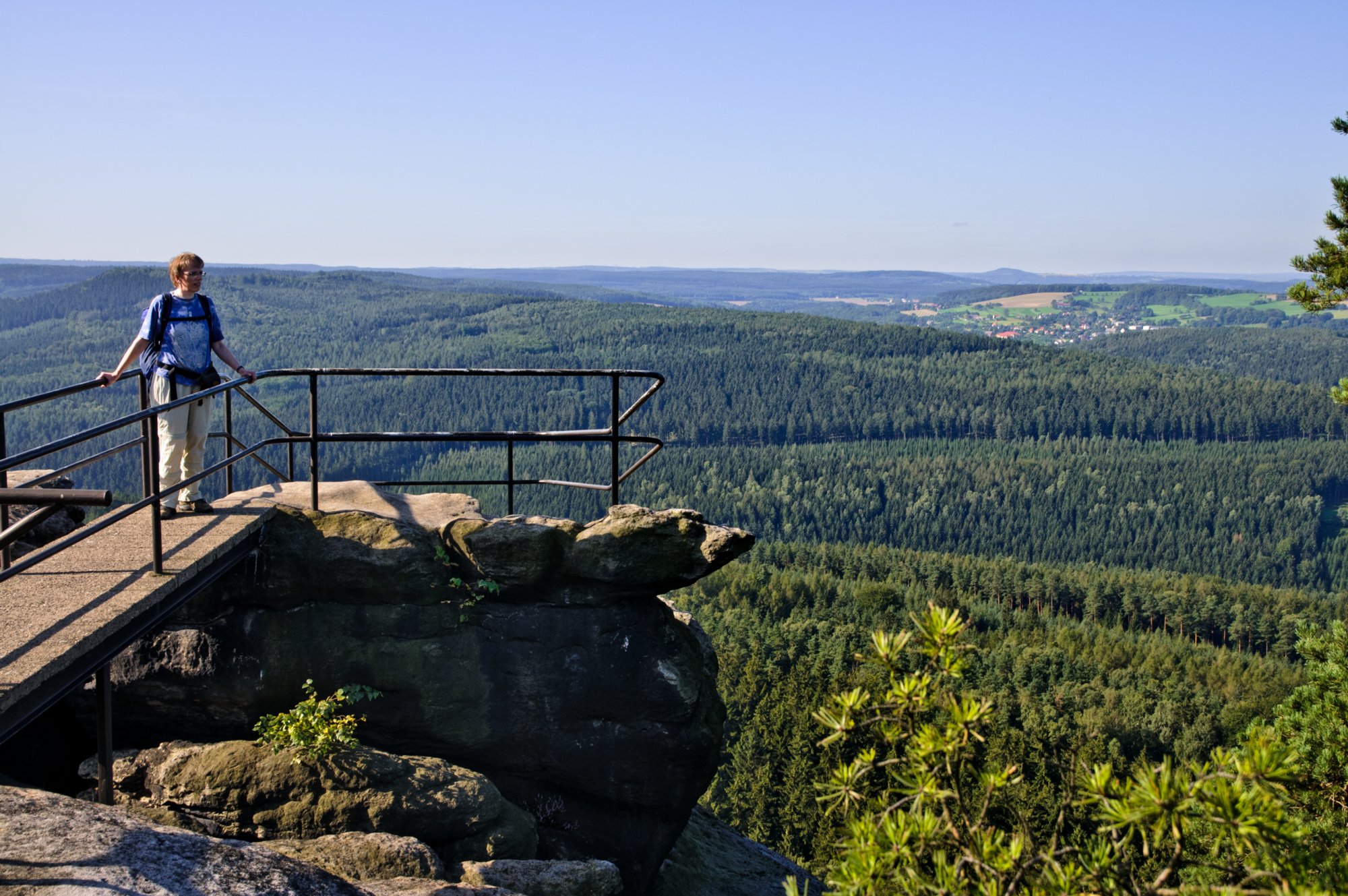 Sächsische Schweiz 2009 Wanderung von Königstein zum Pfaffenstein und wieder zurück nach Königstein. Aussichtskanzel auf dem Pfaffenstein. Quelle: http://de.wikipedia.org/wiki/Pfaffenstein