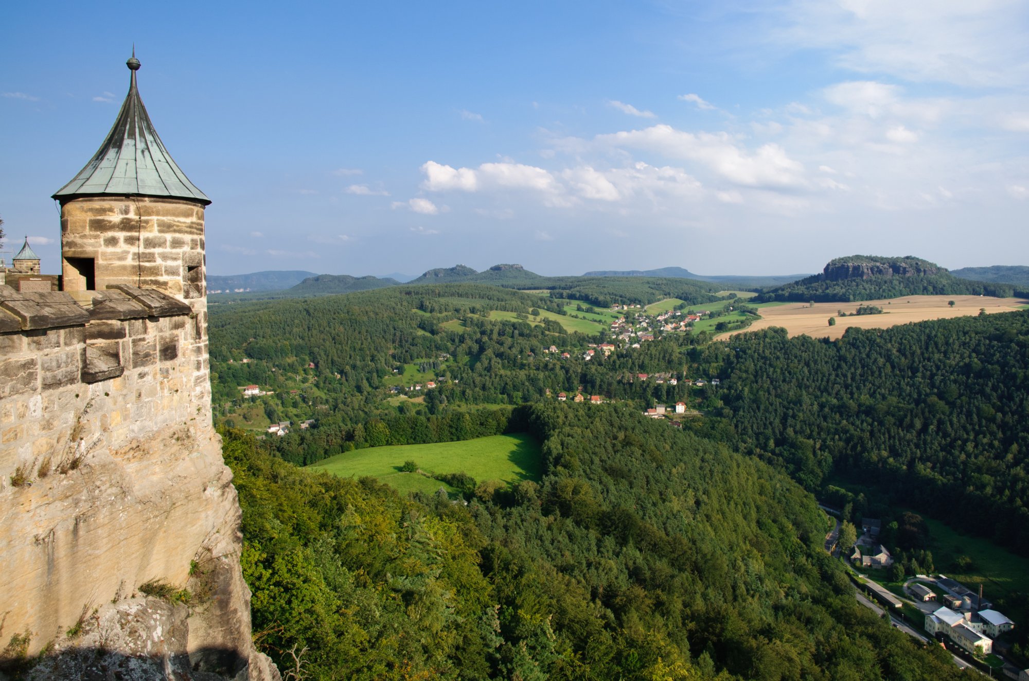 Sächsische Schweiz 2009 Festung Königstein mit Gohrischstein und Papststein.