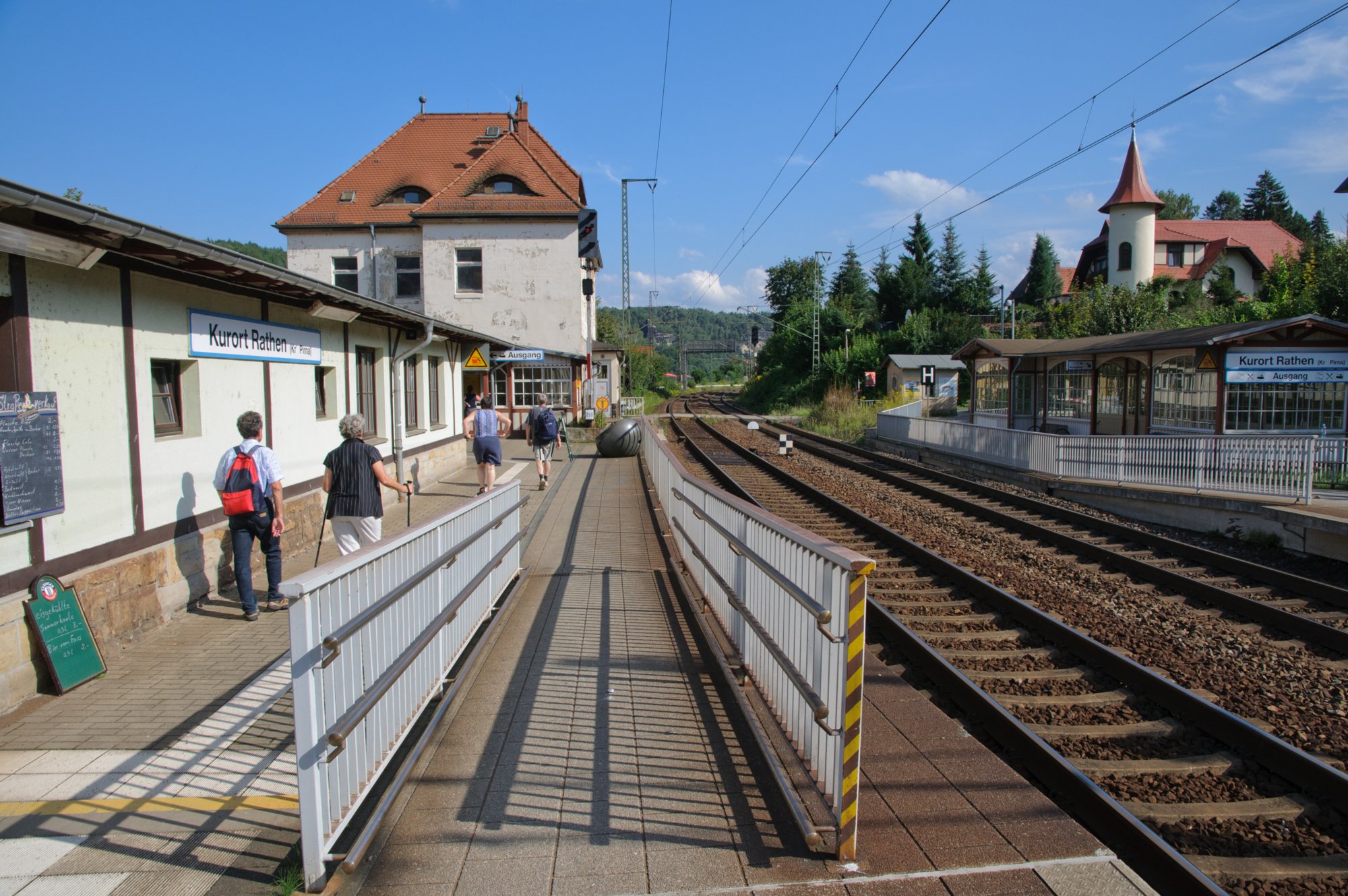 Wanderung zum Lilienstein Wanderung von Rathen zum Lilienstein und zur Stadt Königstein. Von Königstein mit dem Zug nach Rathen.