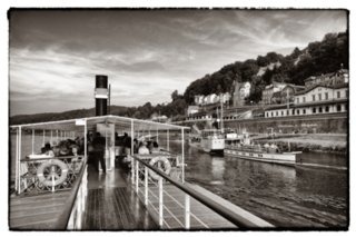 20090825_180041-bearb-bw