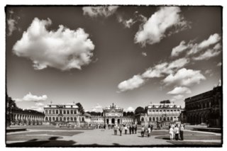 20090829_105144-bearb-bw