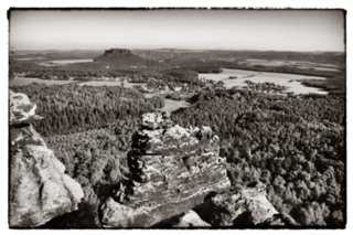 20090901_085306-bearb-bw