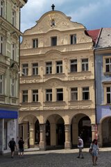 P1174930