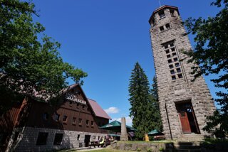 P1175189