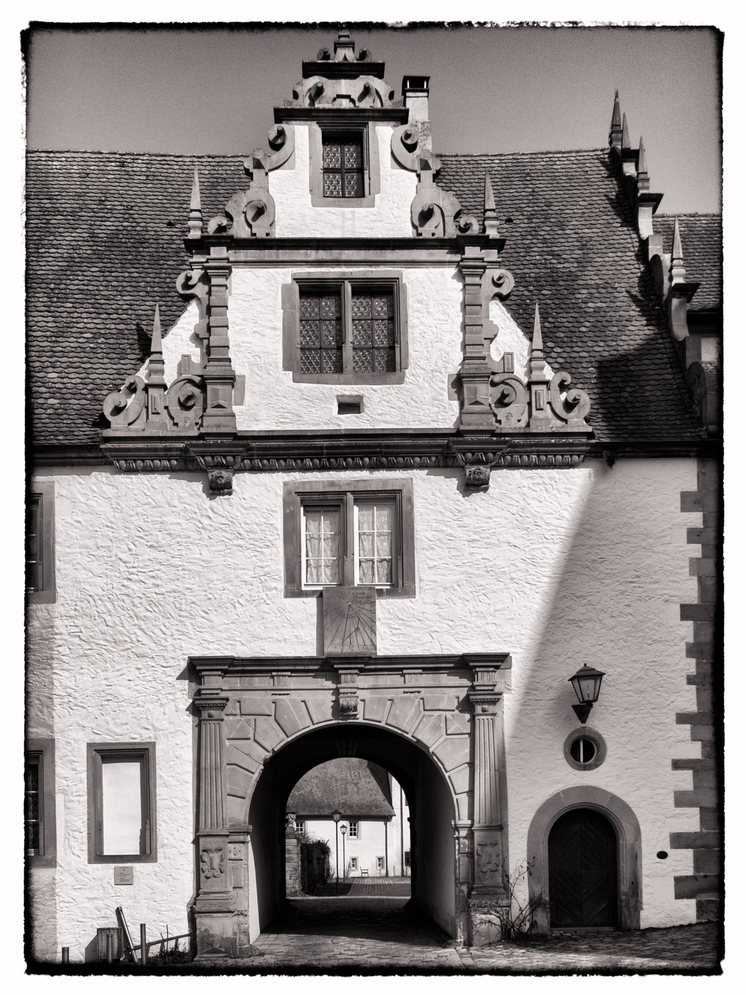 Kloster Schöntal Kloster Schöntal im Jagsttal. Wanderung vom Kloster Schöntal über den jüdischen Friedhof nach Jagsthausen und nach Berlichingen