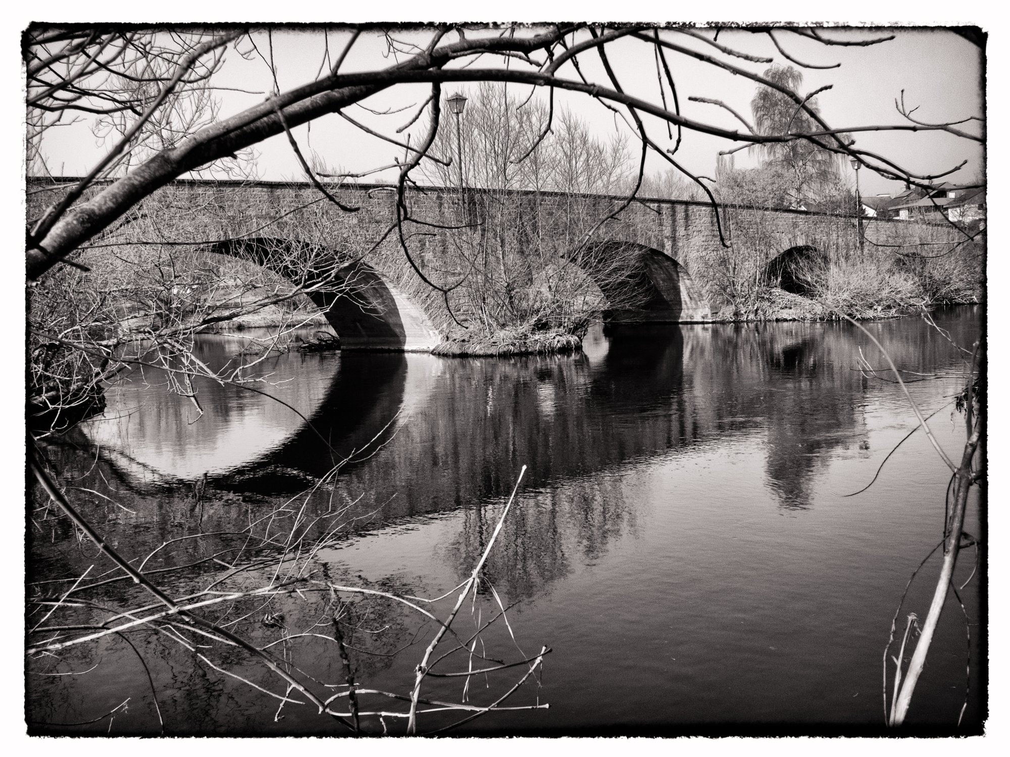 Jagstbrücke in Jagsthausen Wanderung vom Kloster Schöntal über den jüdischen Friedhof nach Jagsthausen und nach Berlichingen