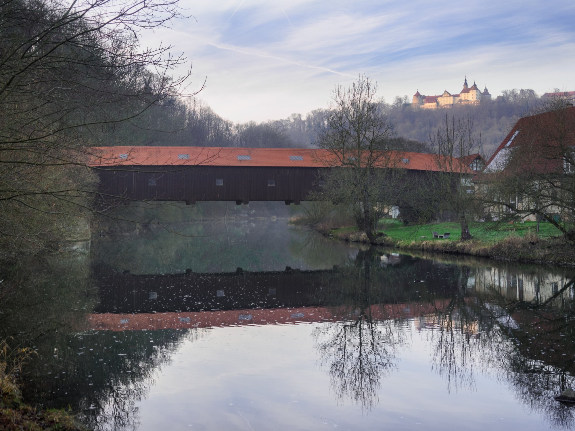 Bächlingen Wanderung von Bächlingen über Oberregenbach und Unterregenbach. Von dort über den Panoramaweg nach Langenburg und zurück nach Bächlingen.