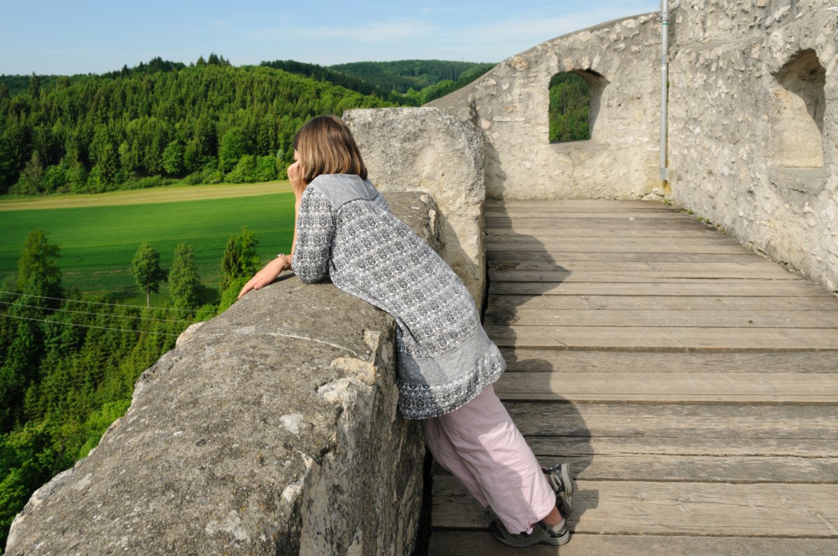 Großes Lautertal Wanderung von Bichishausen über Hohengundelfingen und Derneck wieder nach Bichishausen.