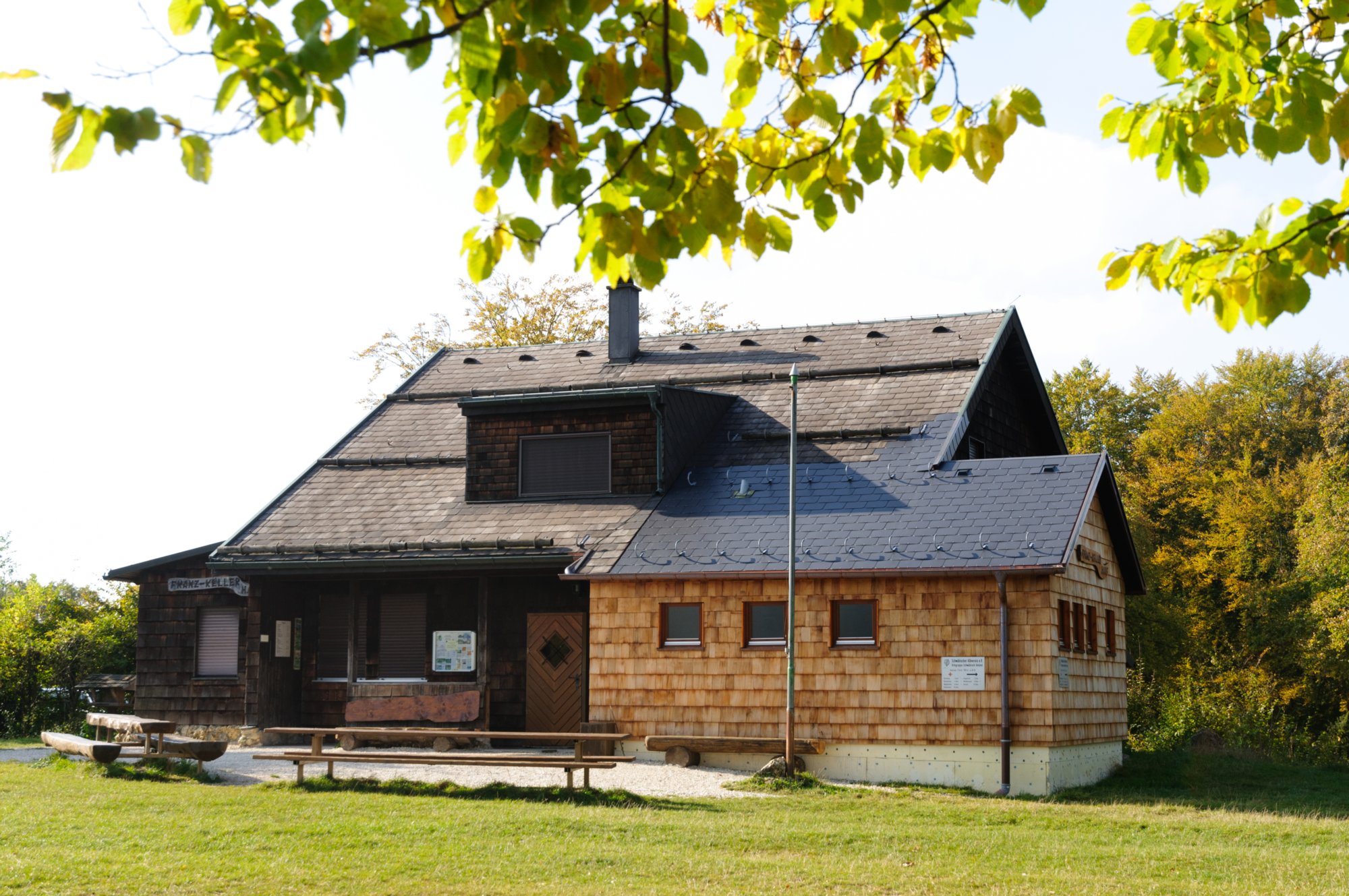 Auf dem Kalten Feld Auf dem Kaltenfeld. Wanderung von Nenningen über den Galgenberg zum Falten Feld. Von dort über die Reiterleskapelle zurück nach Nenningen.